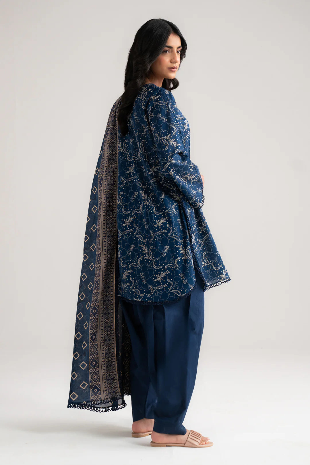 3 Piece Printed Lawn Suit