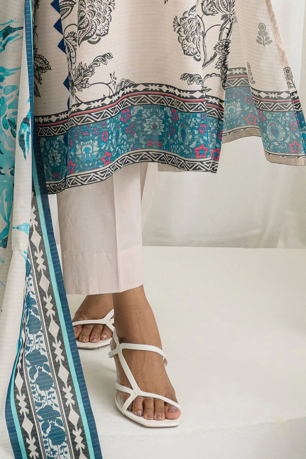3 Piece Printed Lawn Suit